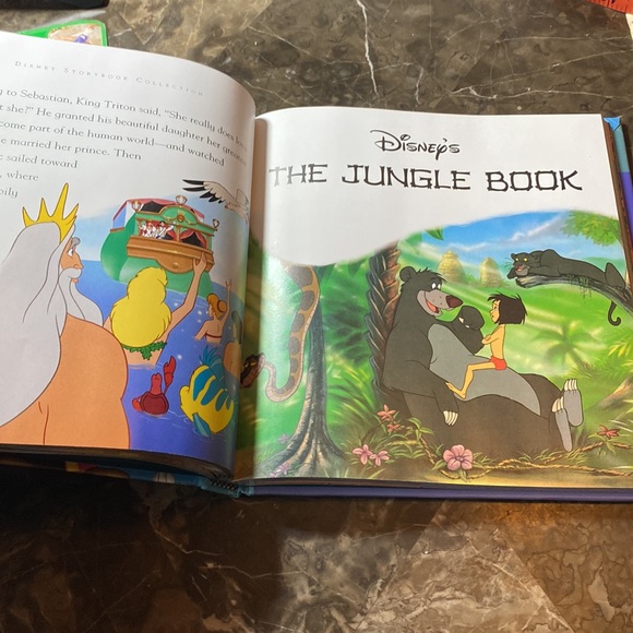 New Disney Storybook Collection:A treasury of Tales. 10 fully animated stories. - Picture 14 of 16